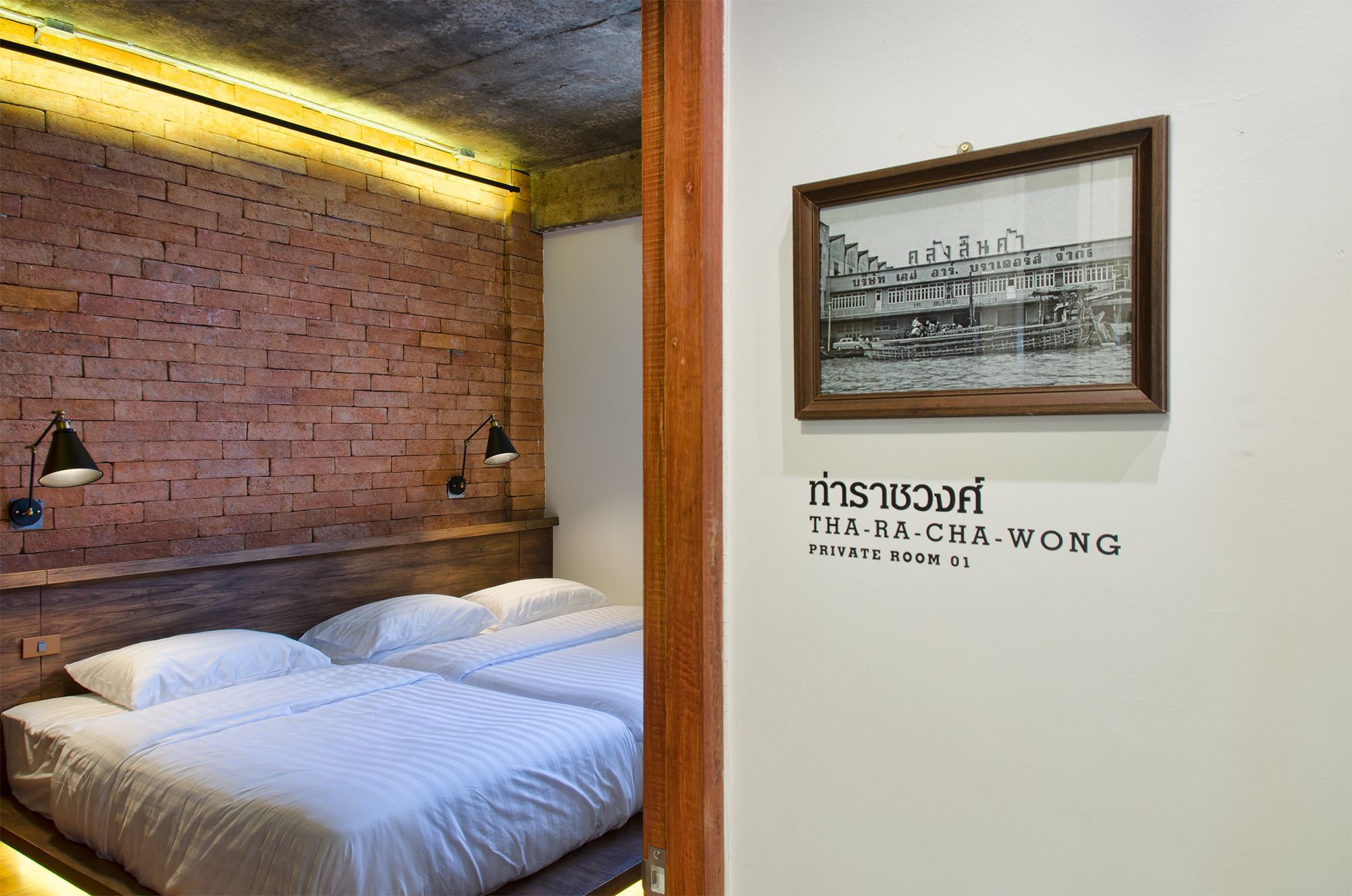 Siam Plug In Hostel Bangkok Bagian luar foto